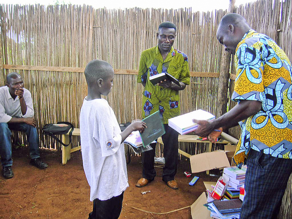 Centre Missionnaire Carhaix - Aide, écoles villages Togo (2)