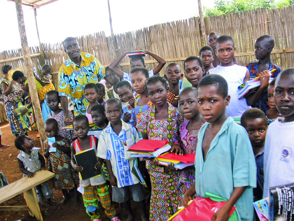 Centre Missionnaire Carhaix - Aide, écoles villages Togo (1)